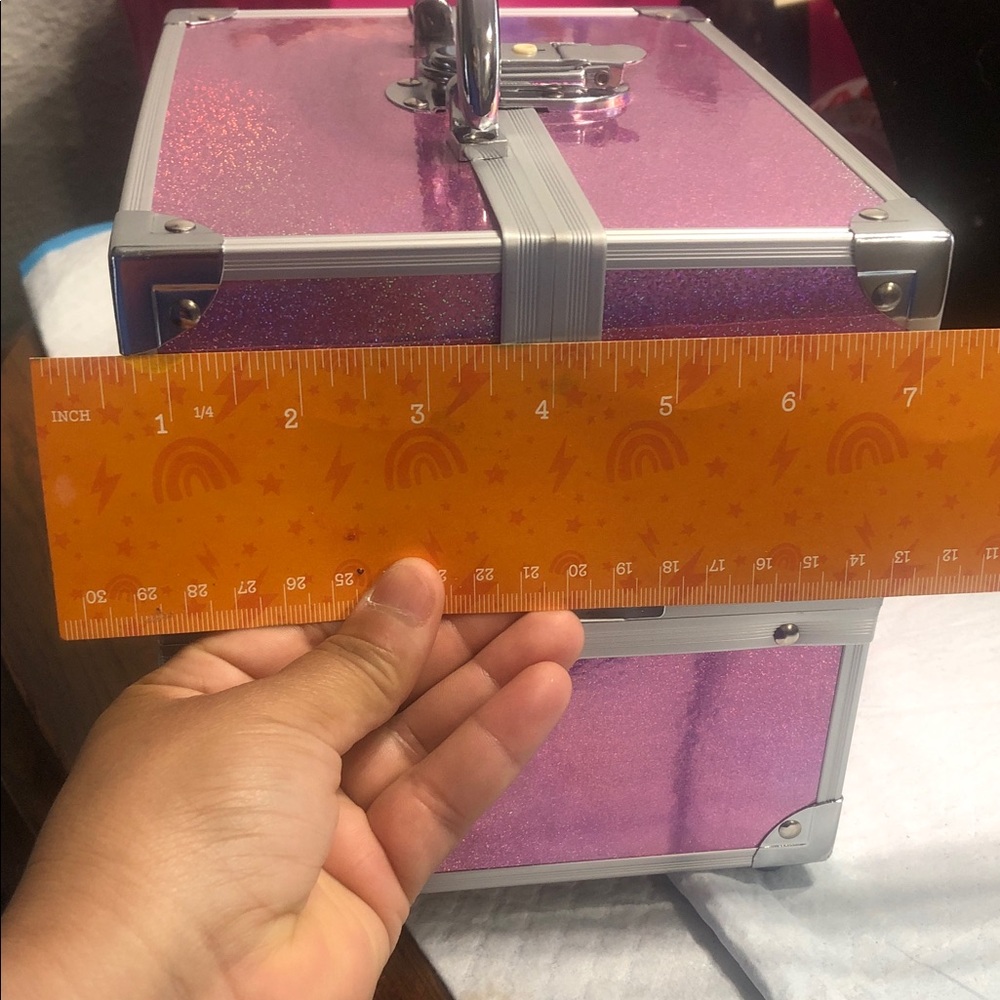 Caboodles Pink Glitter Makeup Train Case - Picture 15 of 16